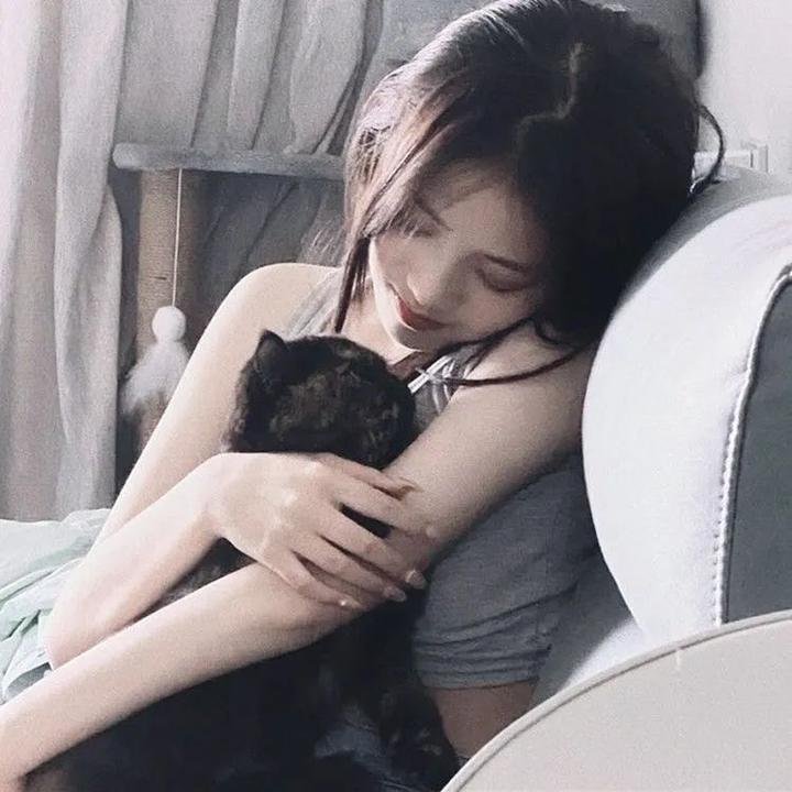 白月光假死后我成为傅总替身